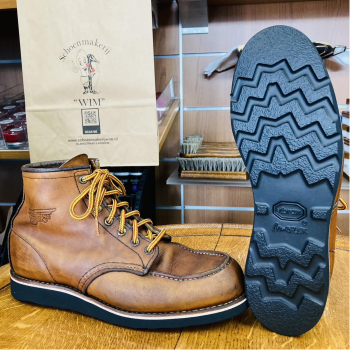 Red Wing Moc Toe's